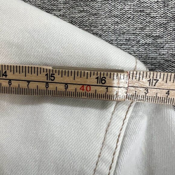 Eddie Bauer Jean Jacket Womens Size L White Button Up Cotton Blend Casual Denim - Picture 8 of 16